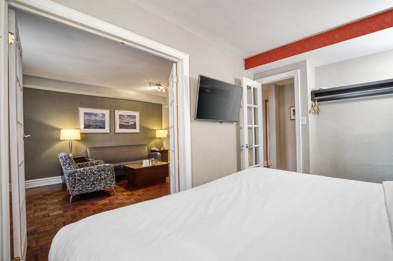 טורונטו Town Inn Suites Hotel מראה חיצוני תמונה