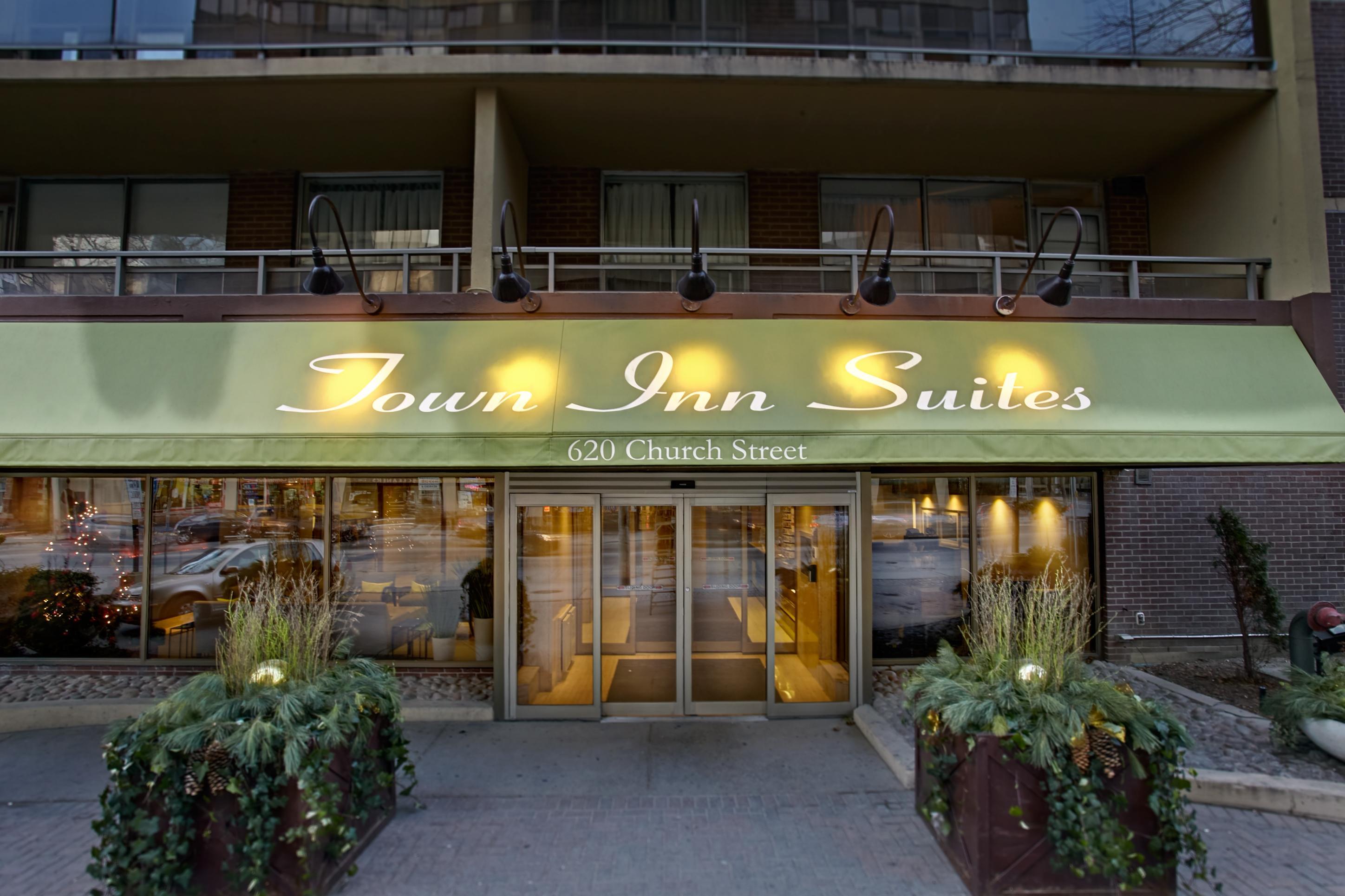 טורונטו Town Inn Suites Hotel מראה חיצוני תמונה
