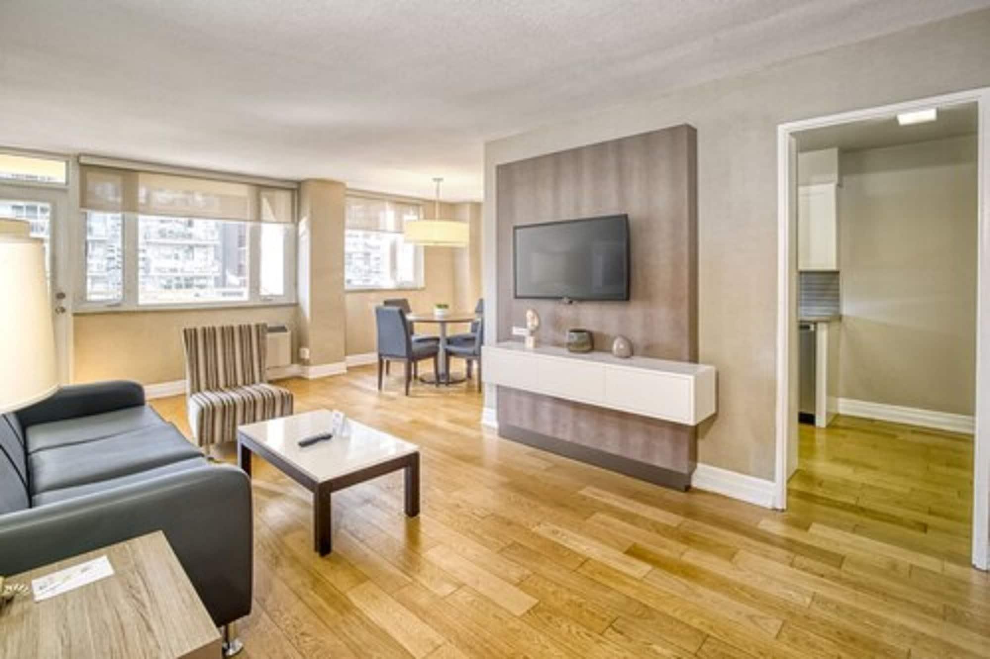 טורונטו Town Inn Suites Hotel מראה חיצוני תמונה