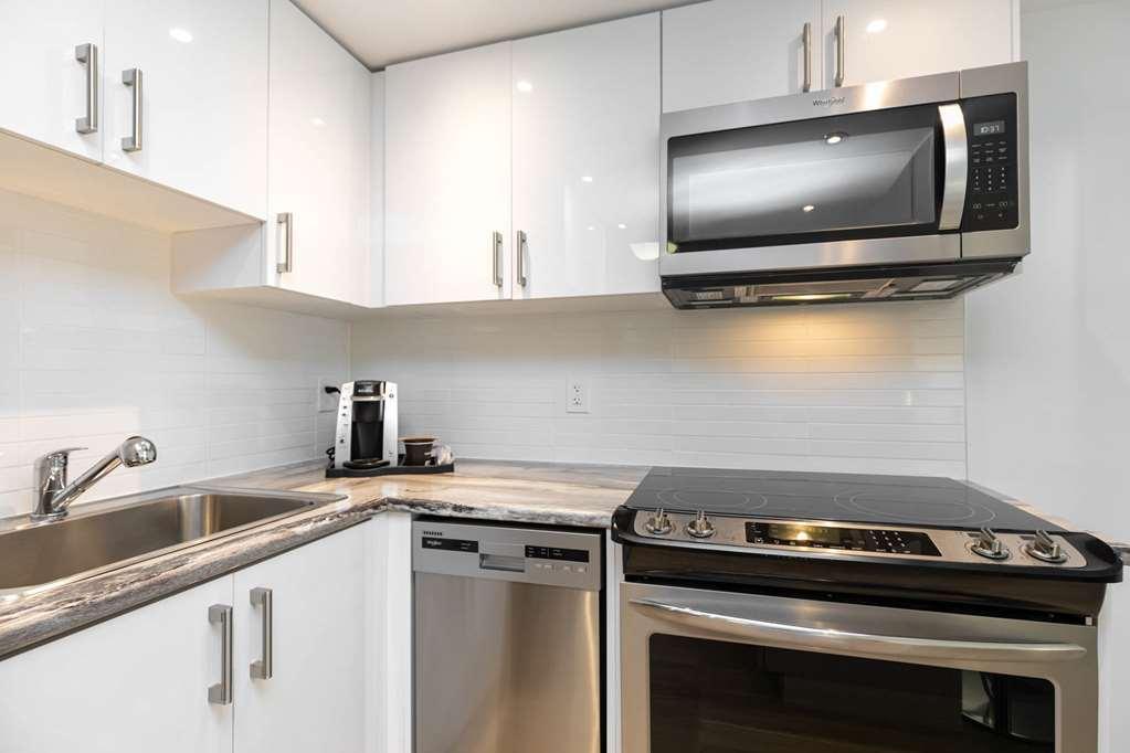 טורונטו Town Inn Suites Hotel חדר תמונה
